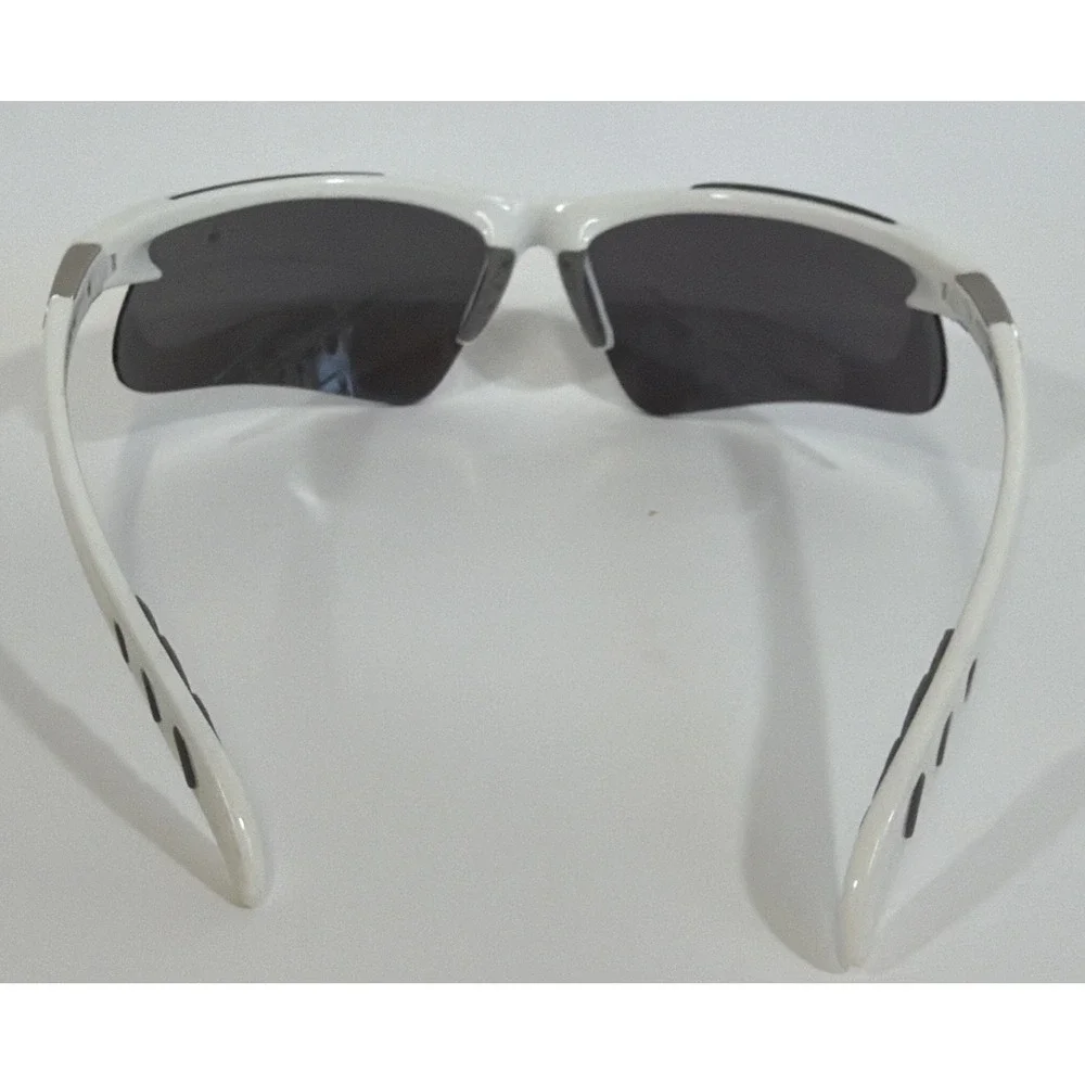 Mens Foster Grant Ironman Sunglasses Hurdle White
